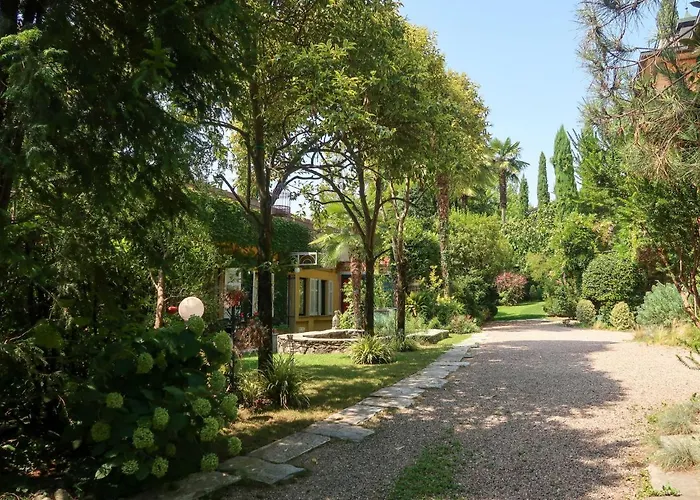 Atelier-2 By Interhome * Invorio Inferiore